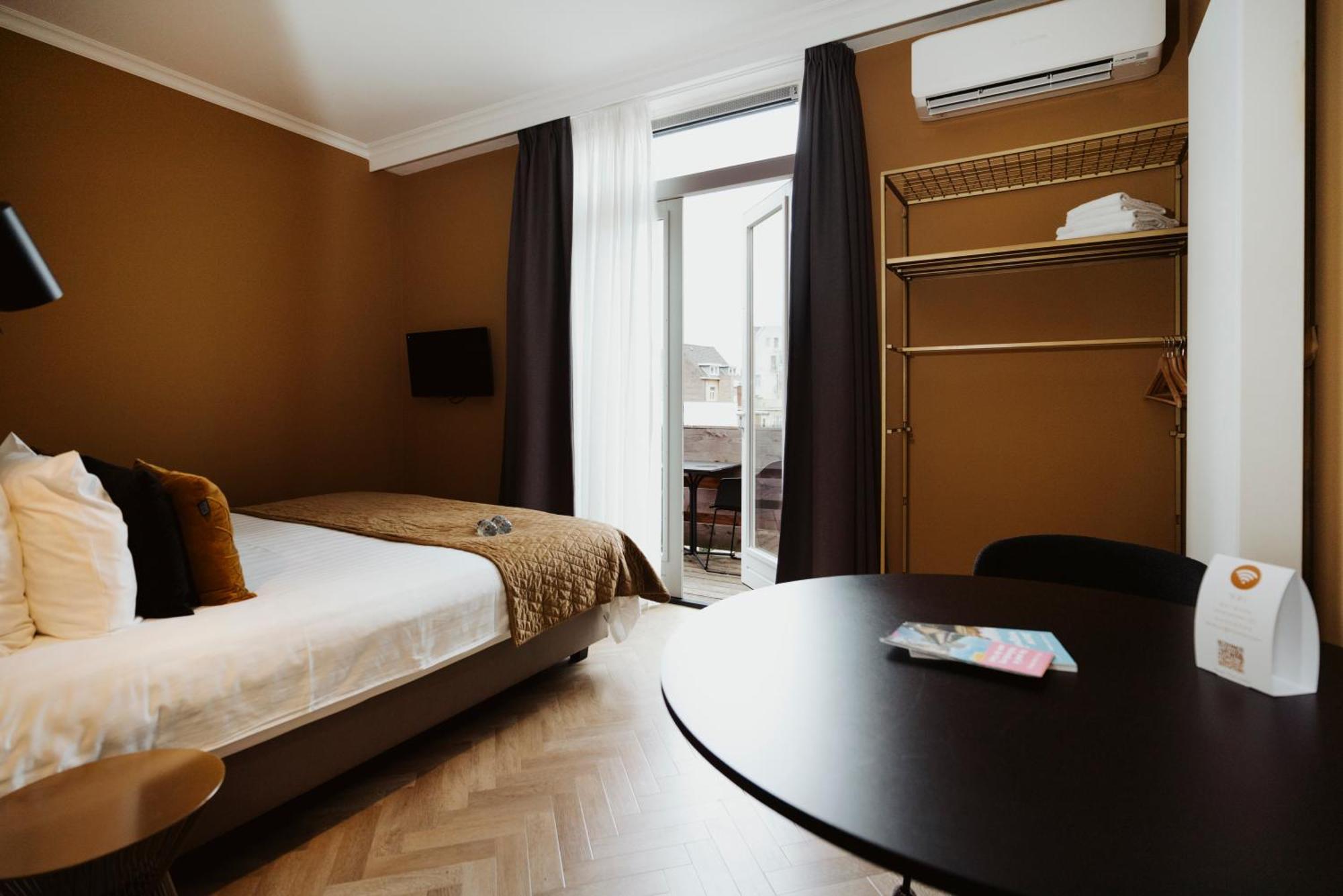 Hotel Janssen Valkenburg aan de Geul Bagian luar foto